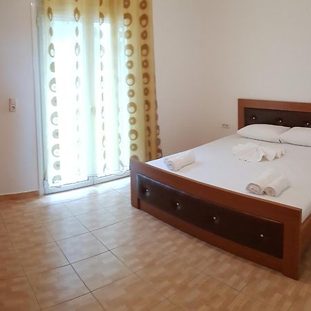 Stunning Sea View Apartments Sarandë Habitación foto