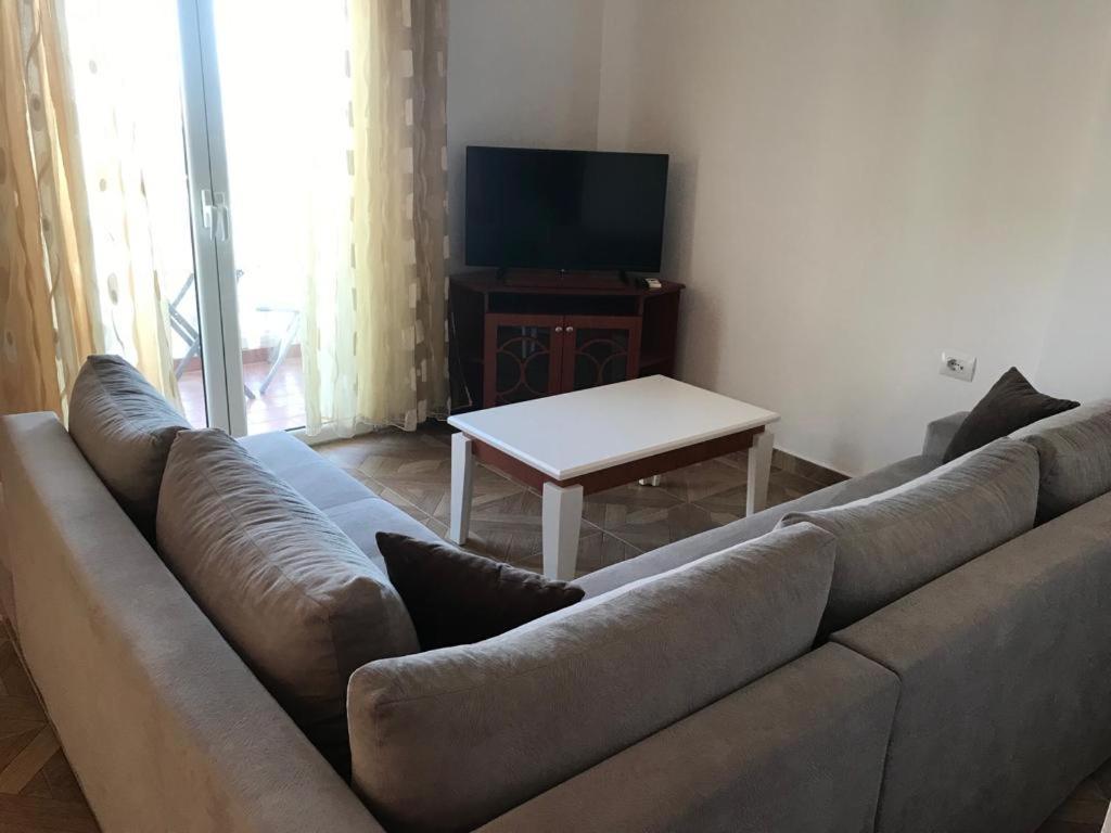 Stunning Sea View Apartments Sarandë Habitación foto